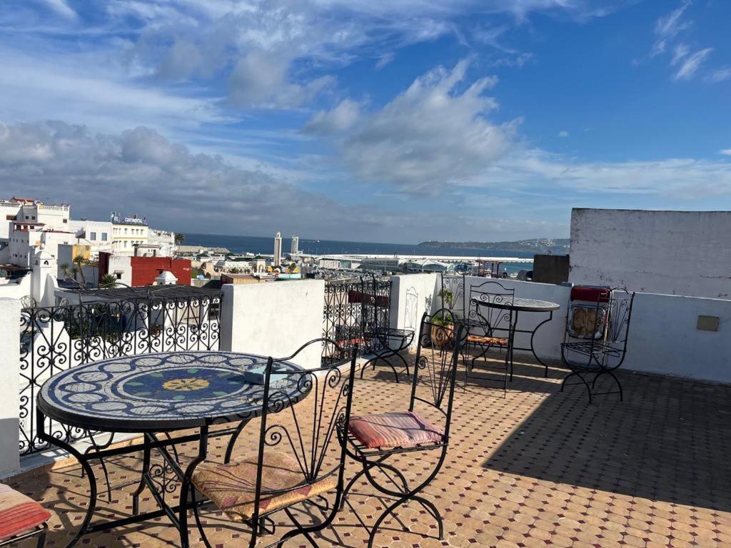 Hostel The Atlas Lion Танжер Экстерьер фото